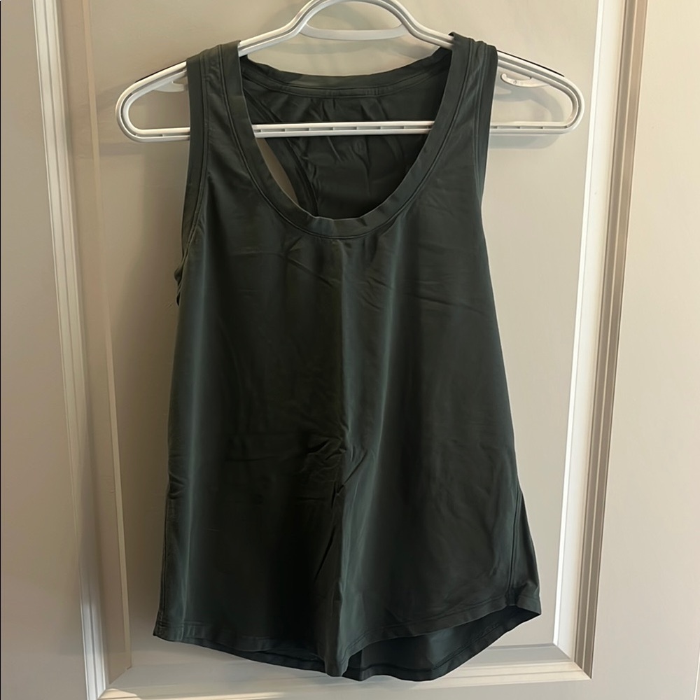 Lululemon love tank in dark green size 6